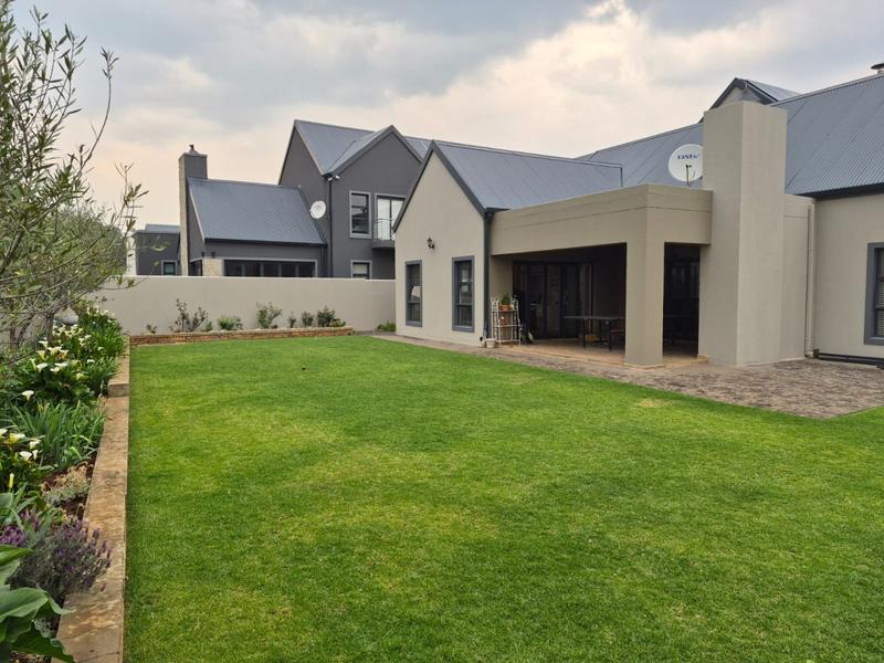 4 Bedroom Property for Sale in Heron Banks Golf Estate Free State